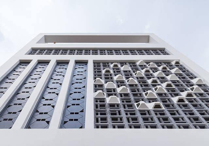 gạch thông gió bánh ú